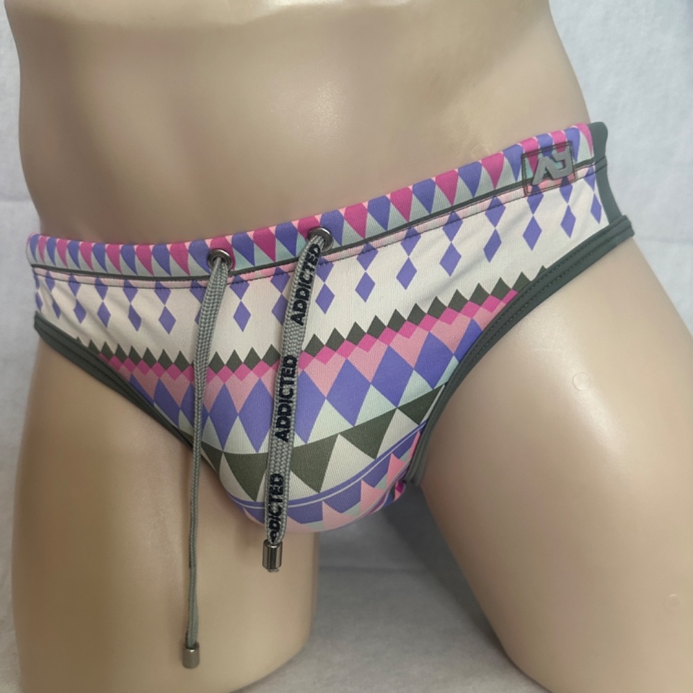 Addicted Pack Up Swimsuit Small 30 Gently worn Nylon/spandex no fabric tag - Picture 4 of 7